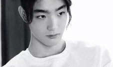 陈小艺的孩子的照片,温馨家庭画面引网友热议